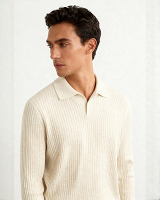 Pull col V en maille côtelé crème