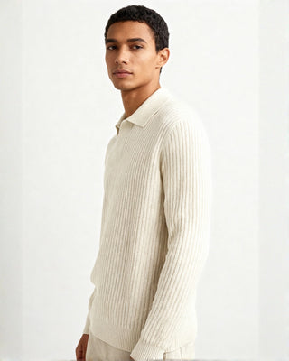 Pull col V maille côtelée - Détail texture nervurée élégante