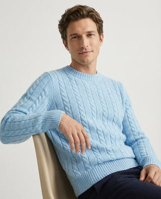 Pull en coton homme maille torsadée - Porté Détail texture 