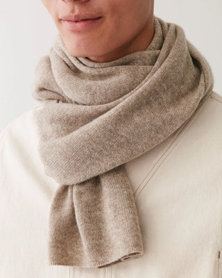 Écharpe laine mérinos homme - Détail finitions soignées premium